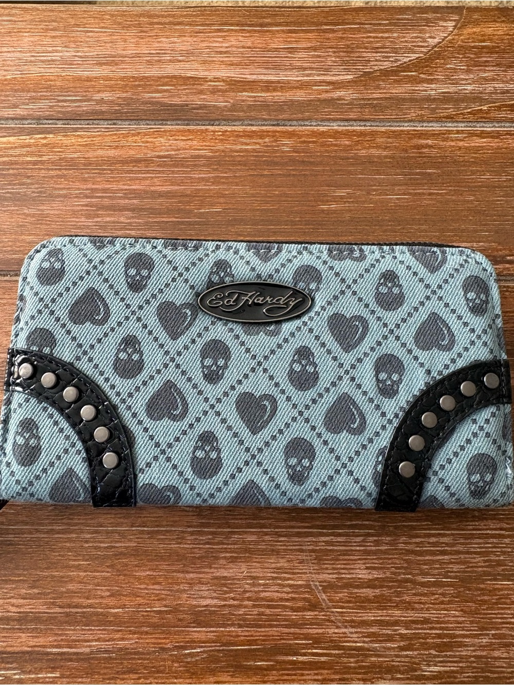 Ed Hardy Blue Skull & Heart Stud Zip Card Holder